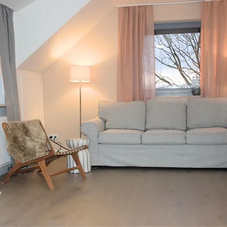 Gronhus Am * Warwerort